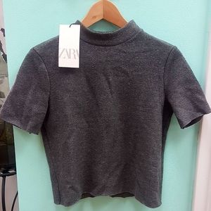 🍦 2/$11🍦NWT ZARA▪Grey crew-neck T-shirt